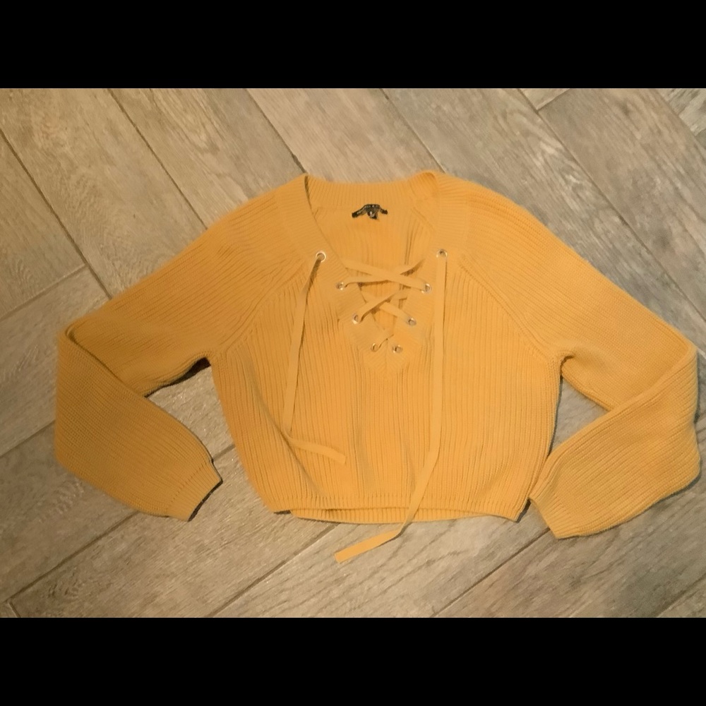 Kendall and Kylie Cropped Tie Front sweater